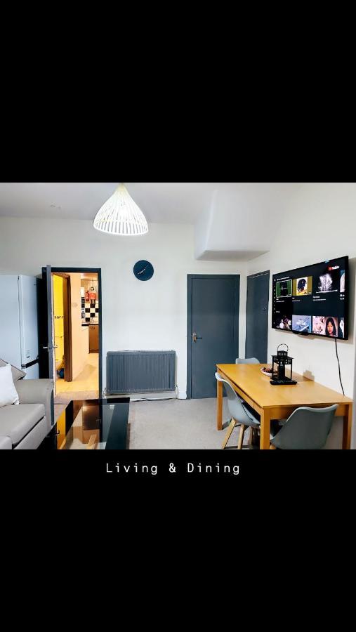 2 Bedroom Double Bed In East Лондон Экстерьер фото